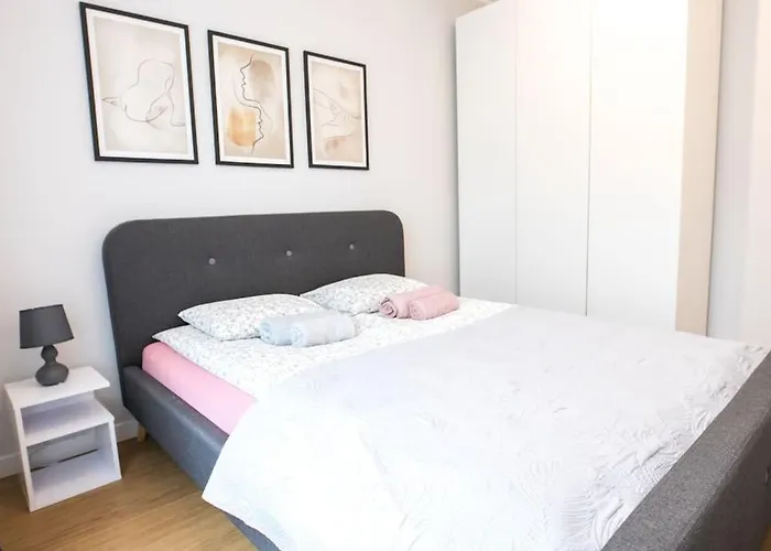 Nowoczesny Dabska Arena / Parking Appartamento Cracovia