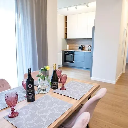 Appartamento Nowoczesny Dabska Arena / Parking